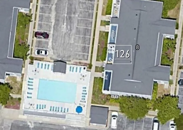 Hidden Harbour 2br 2ba - Bayside With Pool, Steps To And Northside Park! Apartment