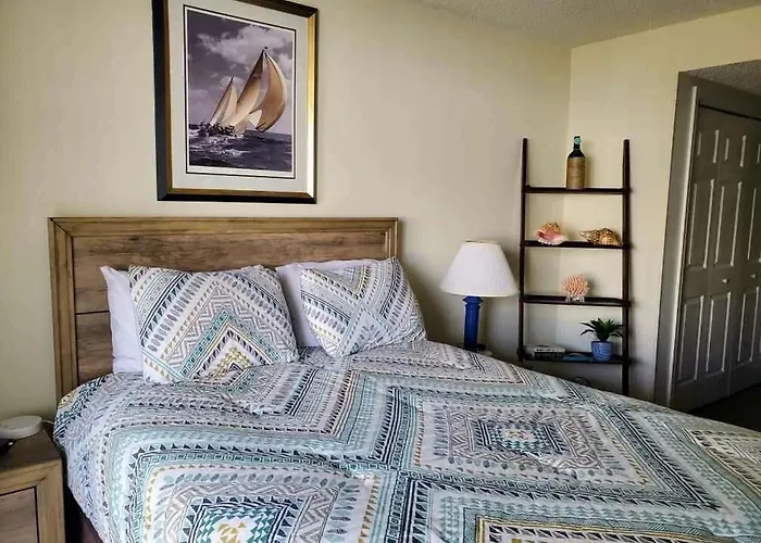 Apartment Hidden Harbour 2br 2ba - Bayside With Pool, Steps To And Northside Park! Ocean Stadt