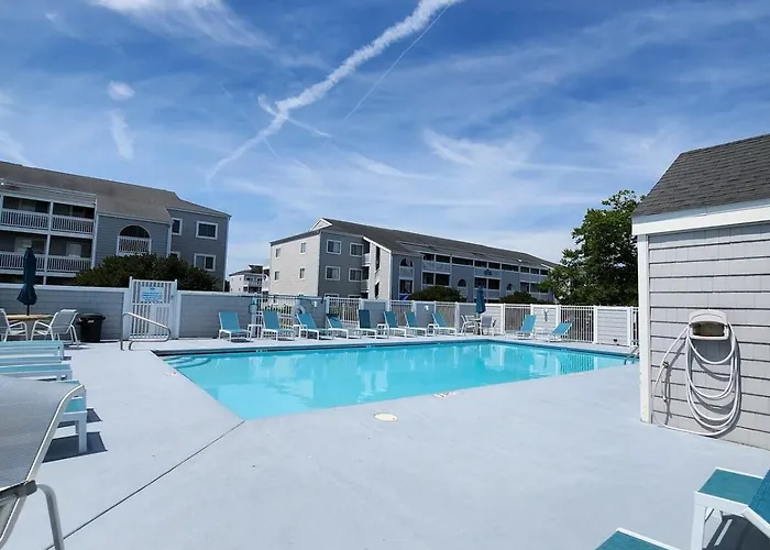 Hidden Harbour 2br 2ba - Bayside With Pool, Steps To And Northside Park! Apartment